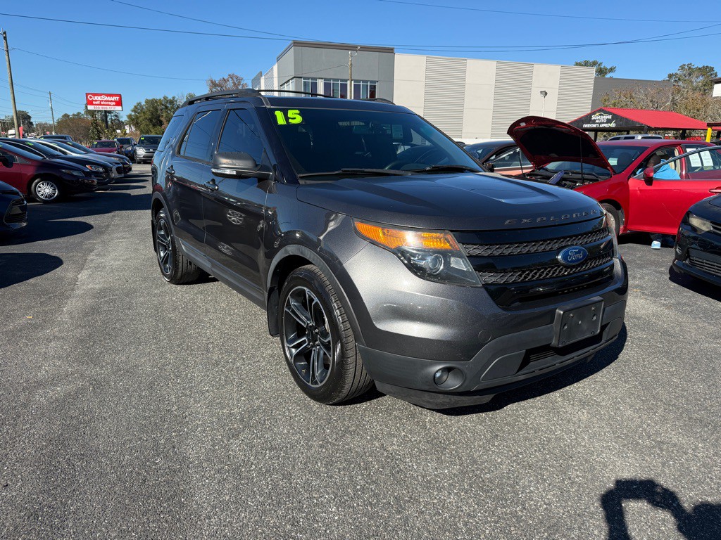 2015 Ford Explorer Image 2
