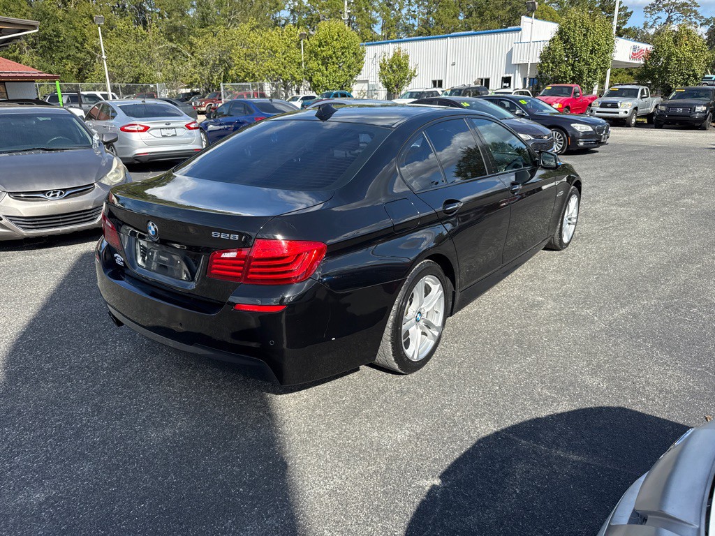 2015 BMW 5 Series Image 3