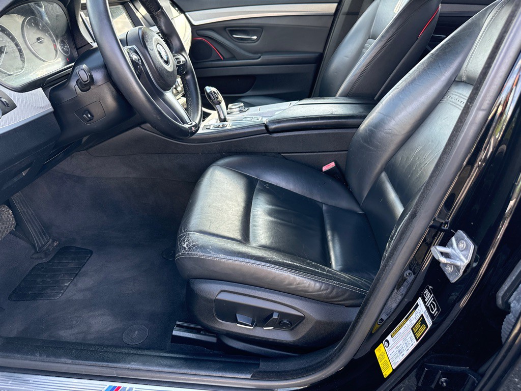 2015 BMW 5 Series Image 7