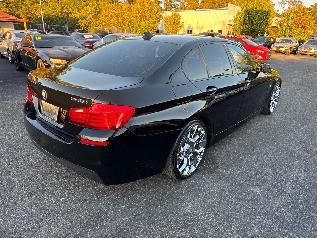 2015 BMW 5 Series Image 3