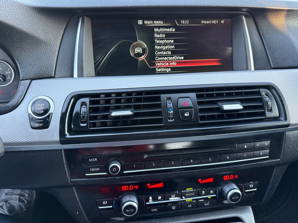 2015 BMW 5 Series Image 11