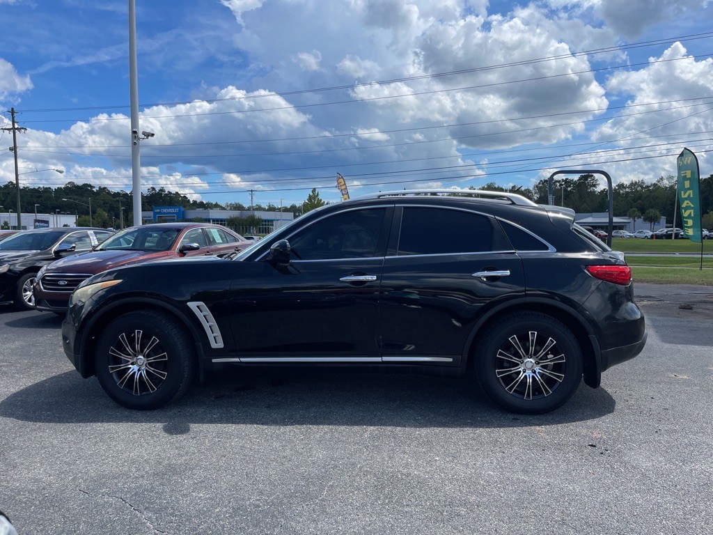 2010 INFINITI FX35 Image 3