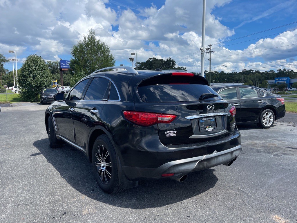 2010 INFINITI FX35 Image 4