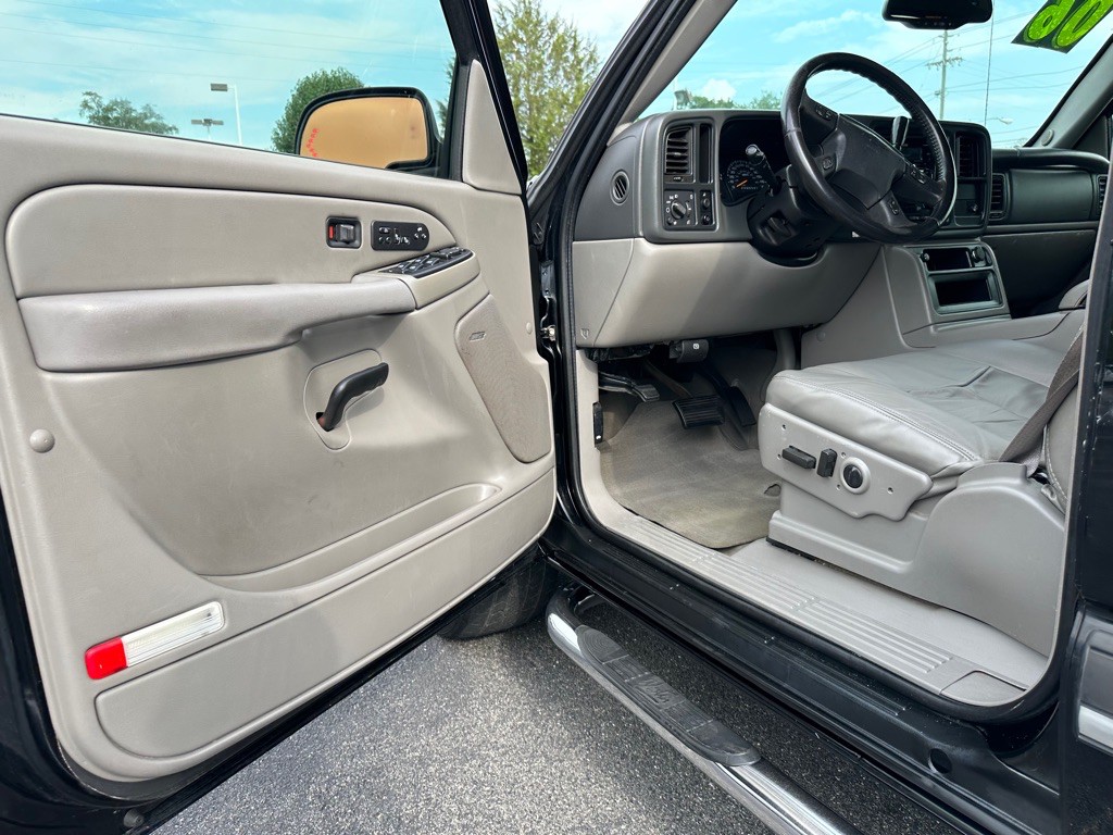 2006 Chevrolet Avalanche Image 13