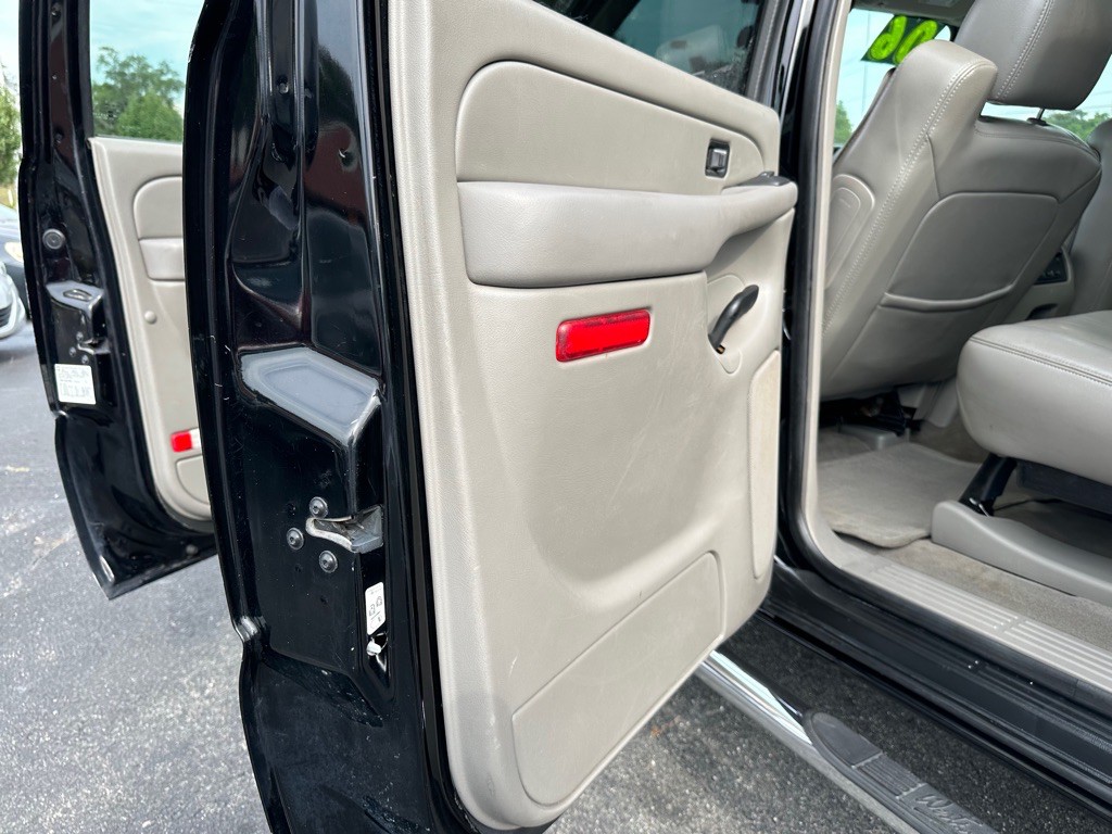 2006 Chevrolet Avalanche Image 15