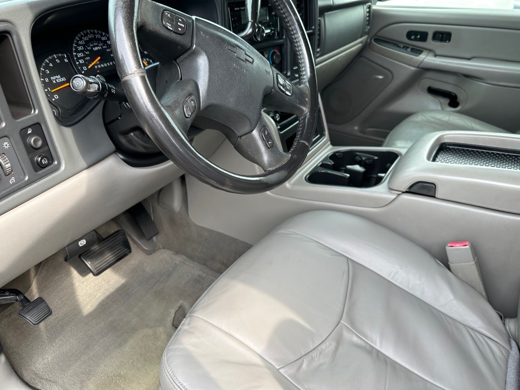 2006 Chevrolet Avalanche Image 23