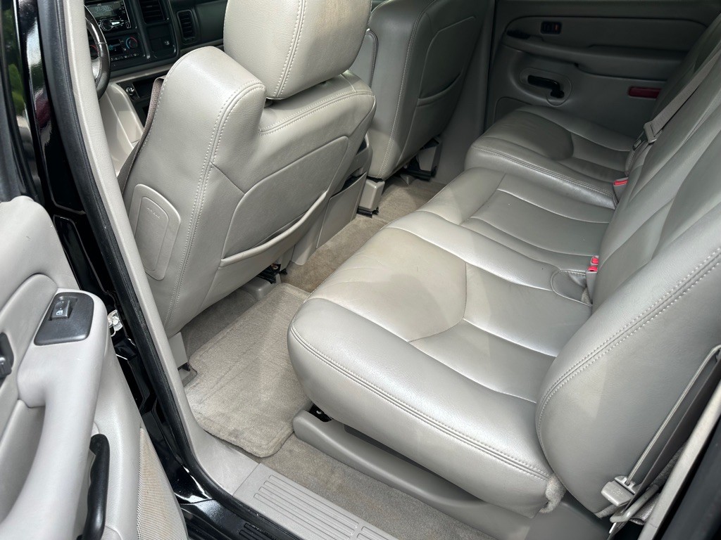 2006 Chevrolet Avalanche Image 31