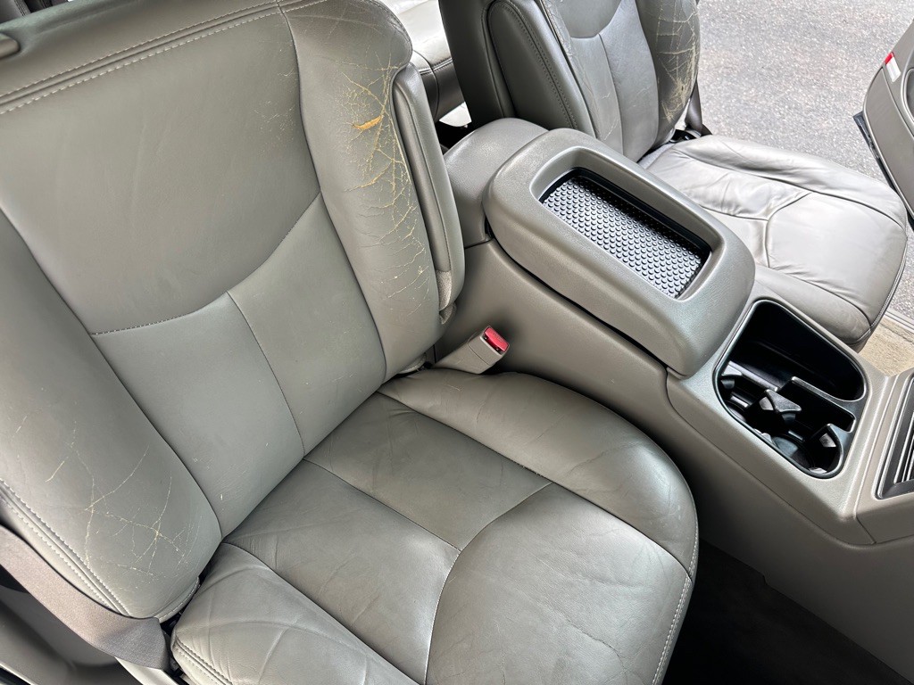 2006 Chevrolet Avalanche Image 32