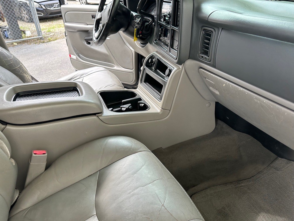 2006 Chevrolet Avalanche Image 33