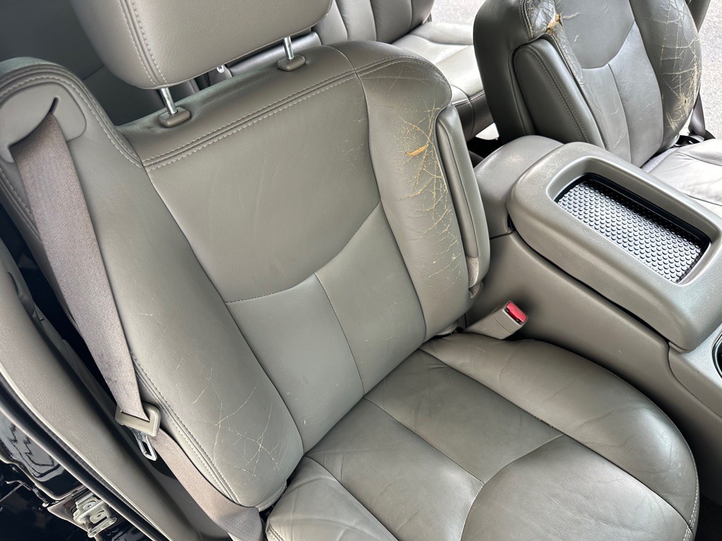 2006 Chevrolet Avalanche Image 36