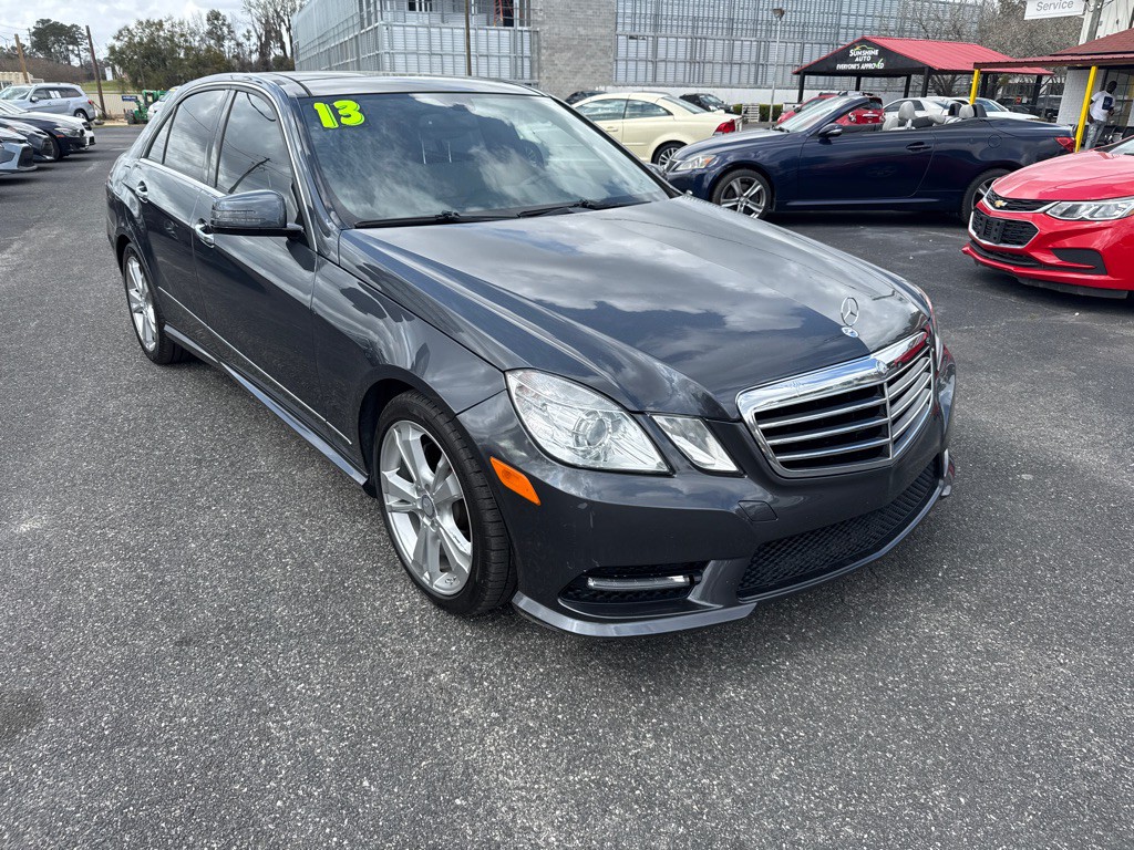 2013 Mercedes-Benz E-Class Image 2