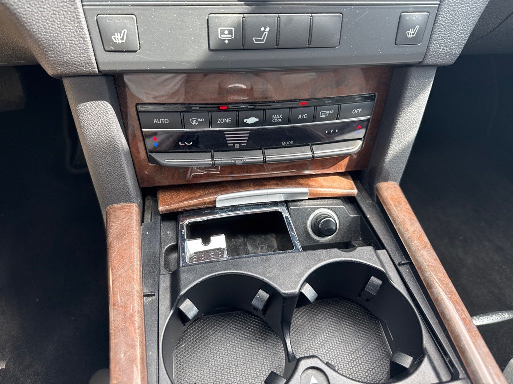 2013 Mercedes-Benz E-Class Image 11