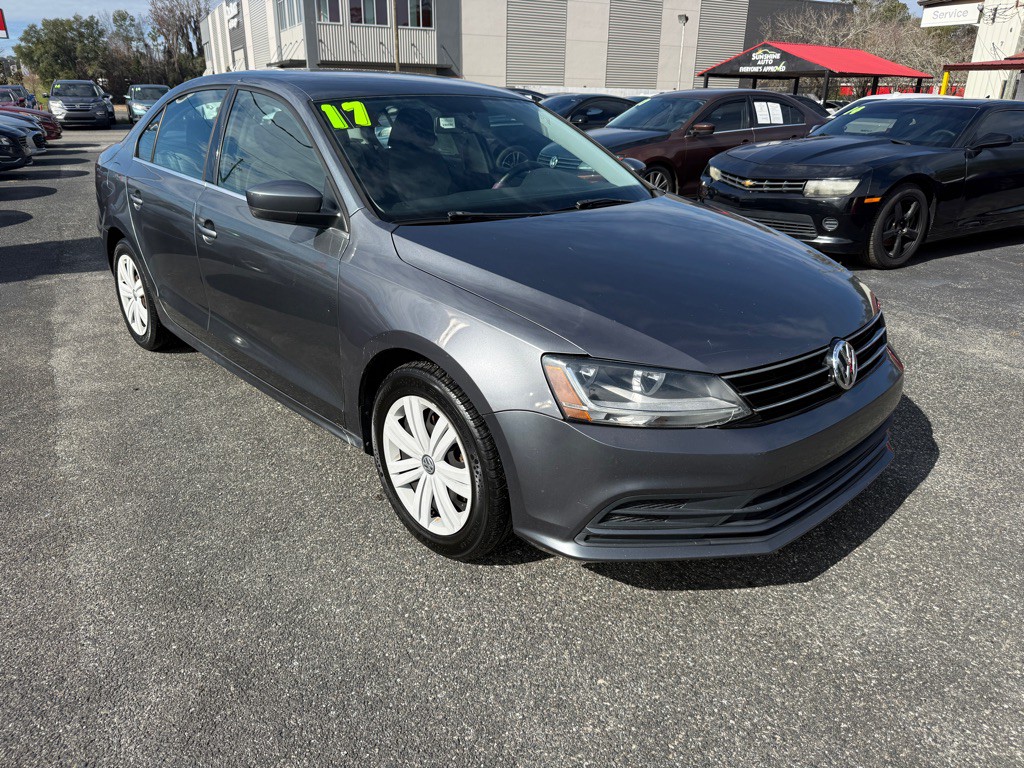 2017 Volkswagen Jetta Image 2