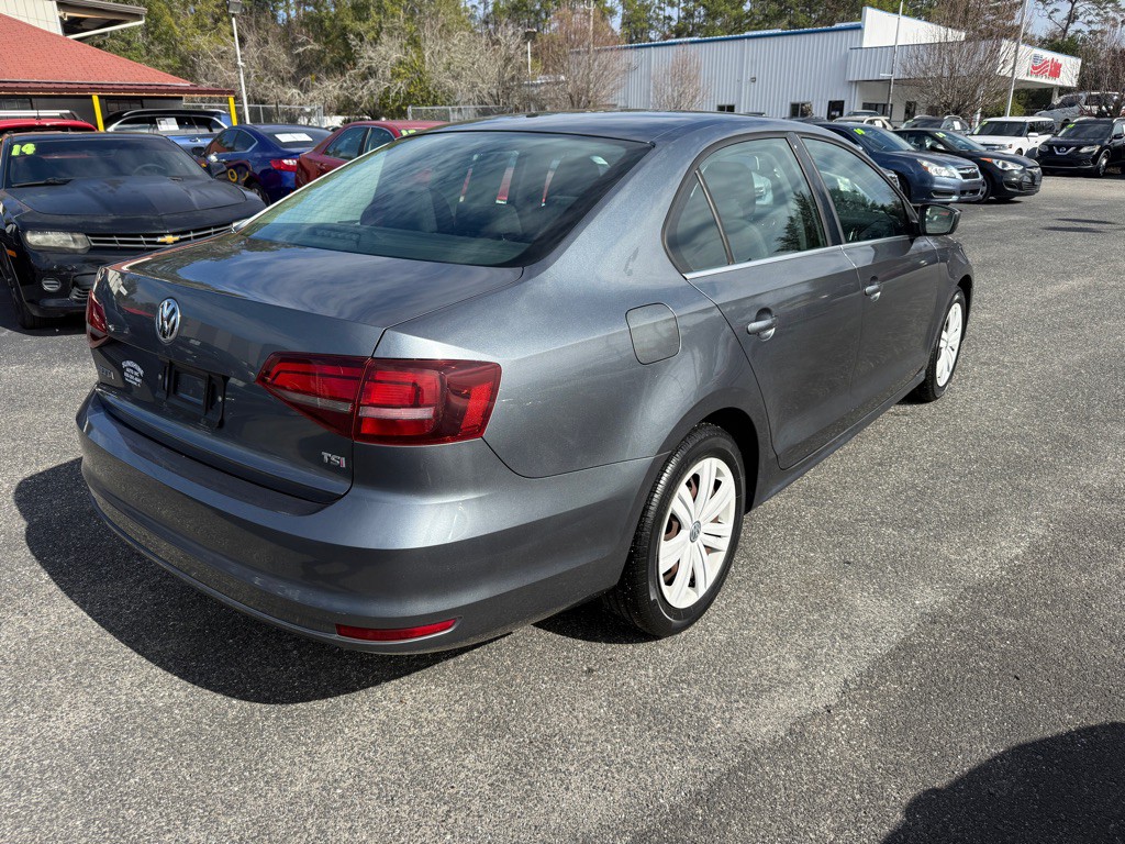 2017 Volkswagen Jetta Image 3