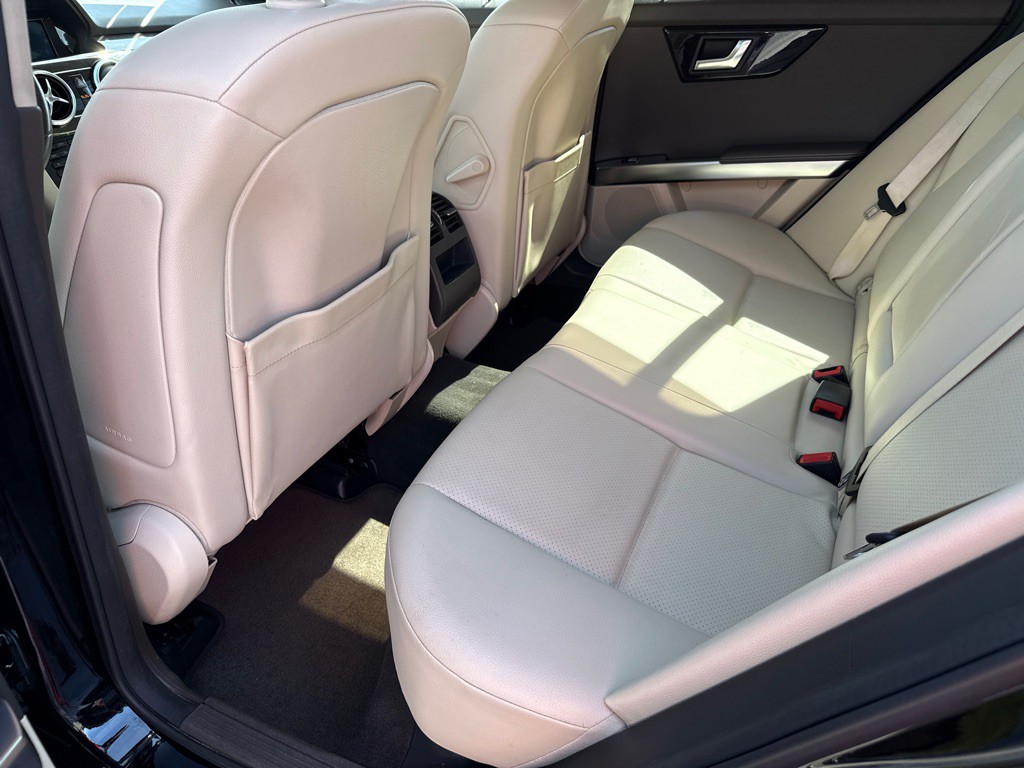 2015 Mercedes-Benz GLK-Class Image 7