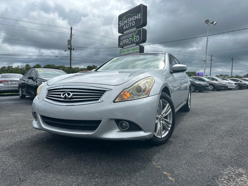 2011 INFINITI G37 Image 1
