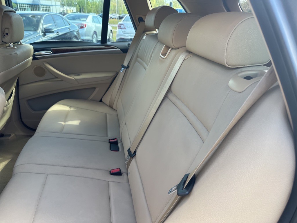 2012 BMW X5 Image 17