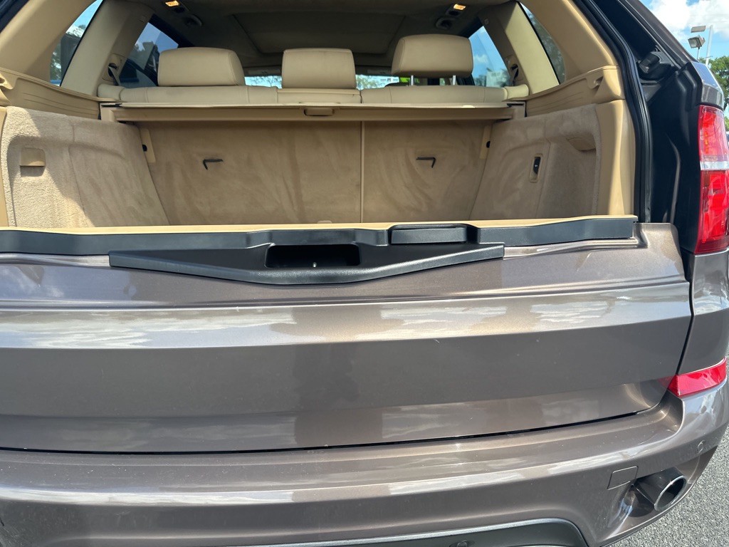 2012 BMW X5 Image 25