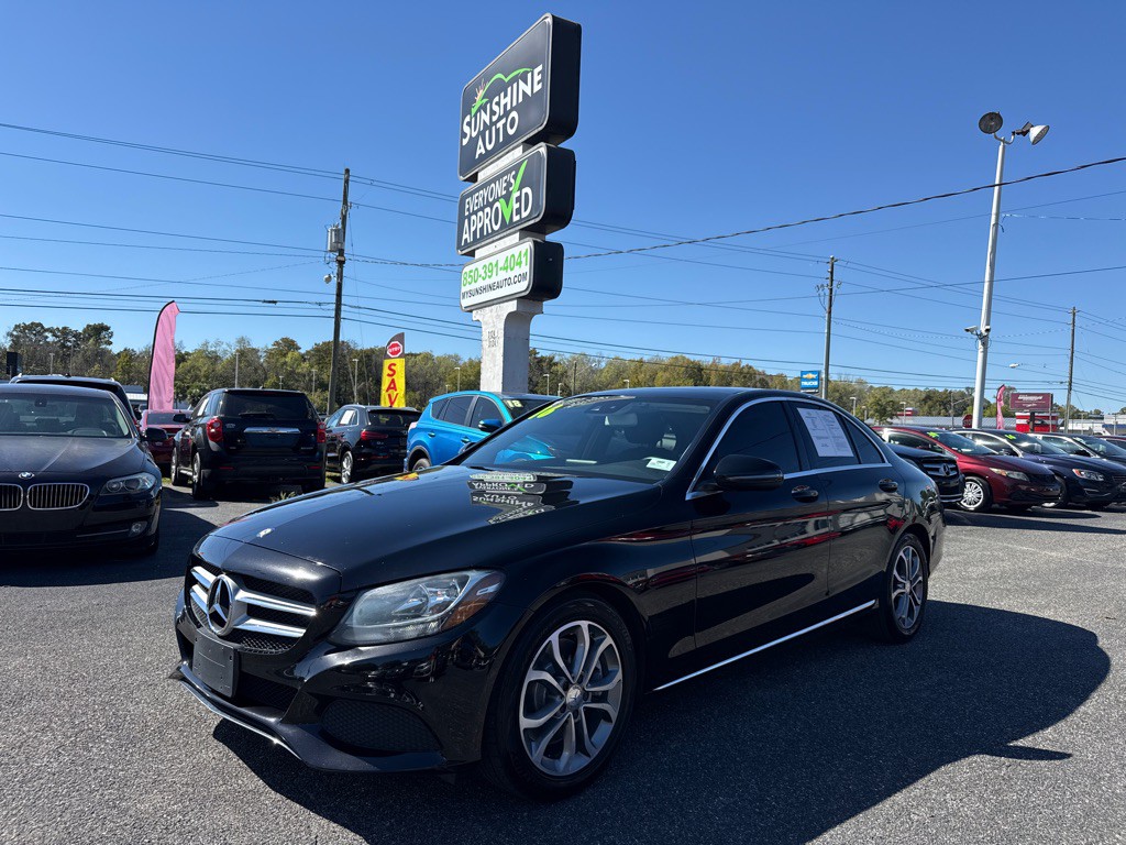 2016 Mercedes-Benz C-Class Image 1