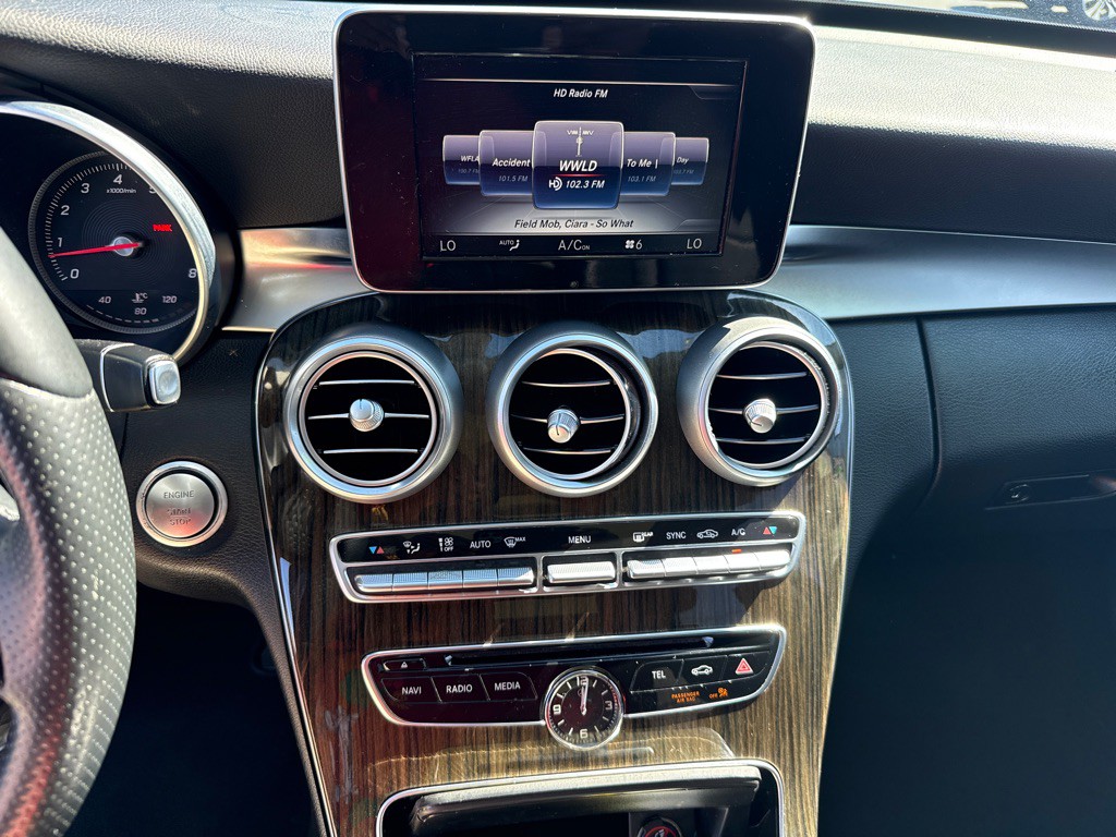 2016 Mercedes-Benz C-Class Image 10