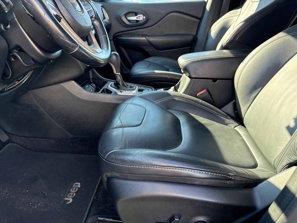 2016 Jeep Cherokee Image 6