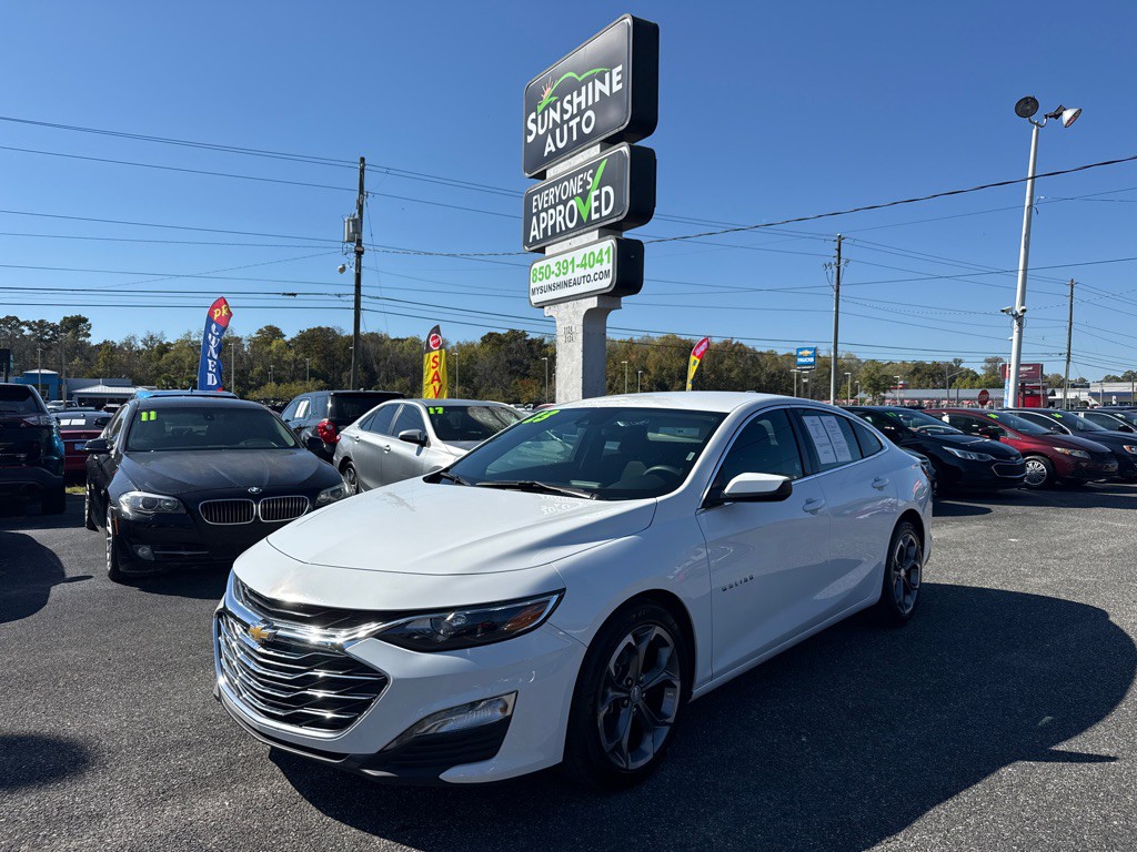 2023 Chevrolet Malibu Image 1