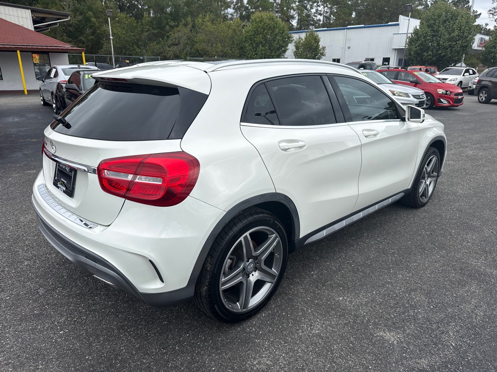 2015 Mercedes-Benz GLA-Class Image 3