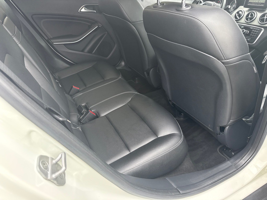 2015 Mercedes-Benz GLA-Class Image 9