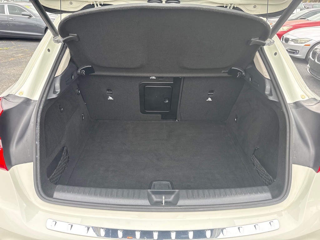 2015 Mercedes-Benz GLA-Class Image 10