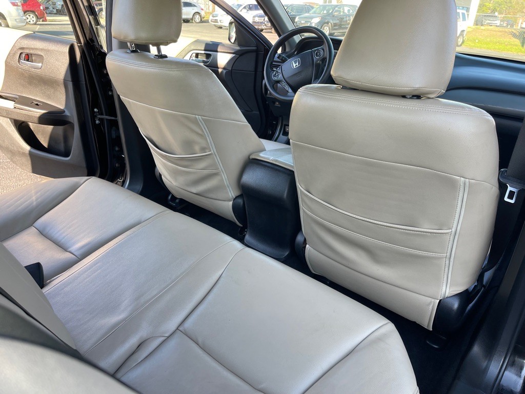 2015 Honda Accord Image 14