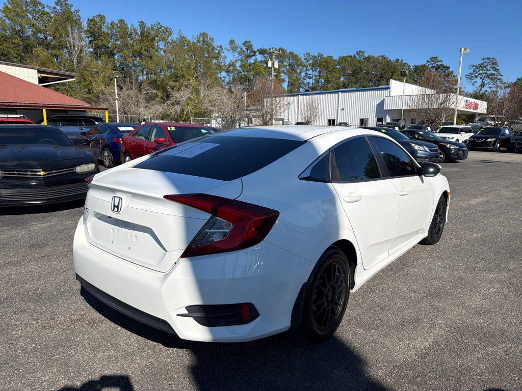 2017 Honda Civic Image 3