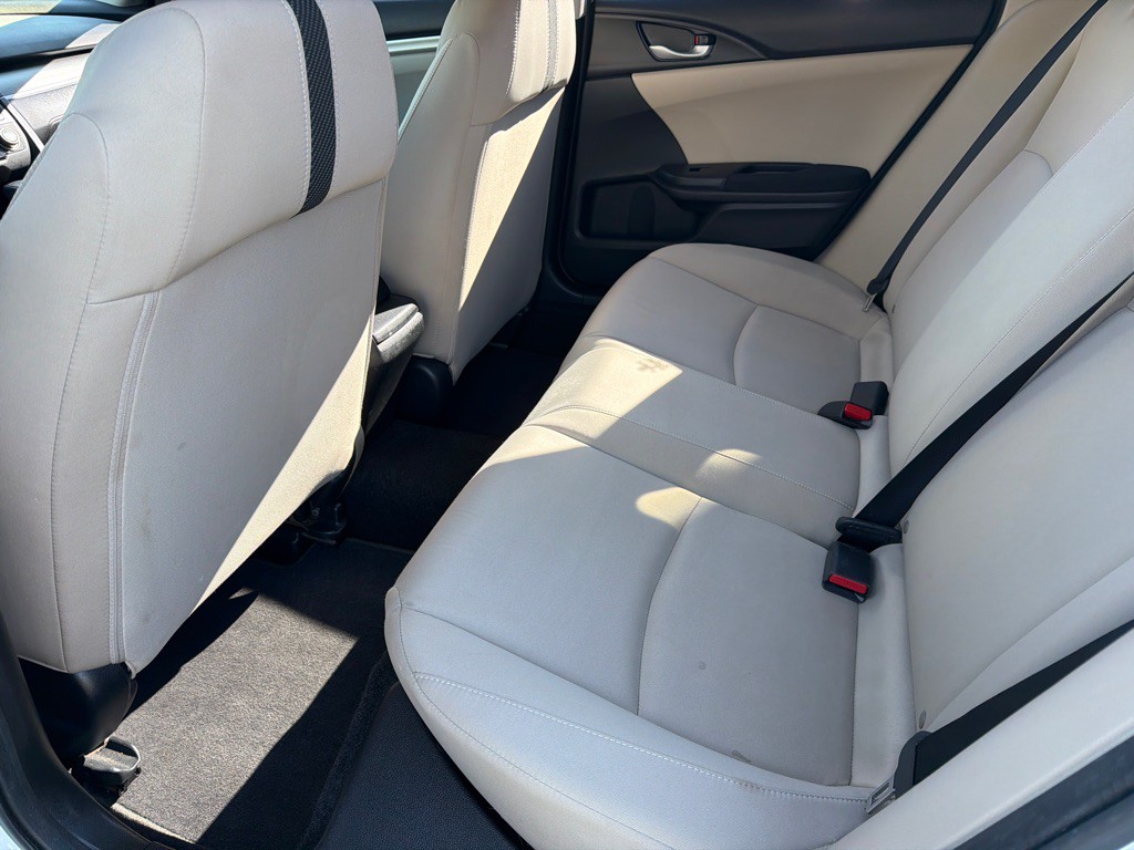 2017 Honda Civic Image 6