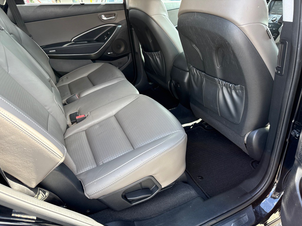 2014 Hyundai Santa Fe Image 8