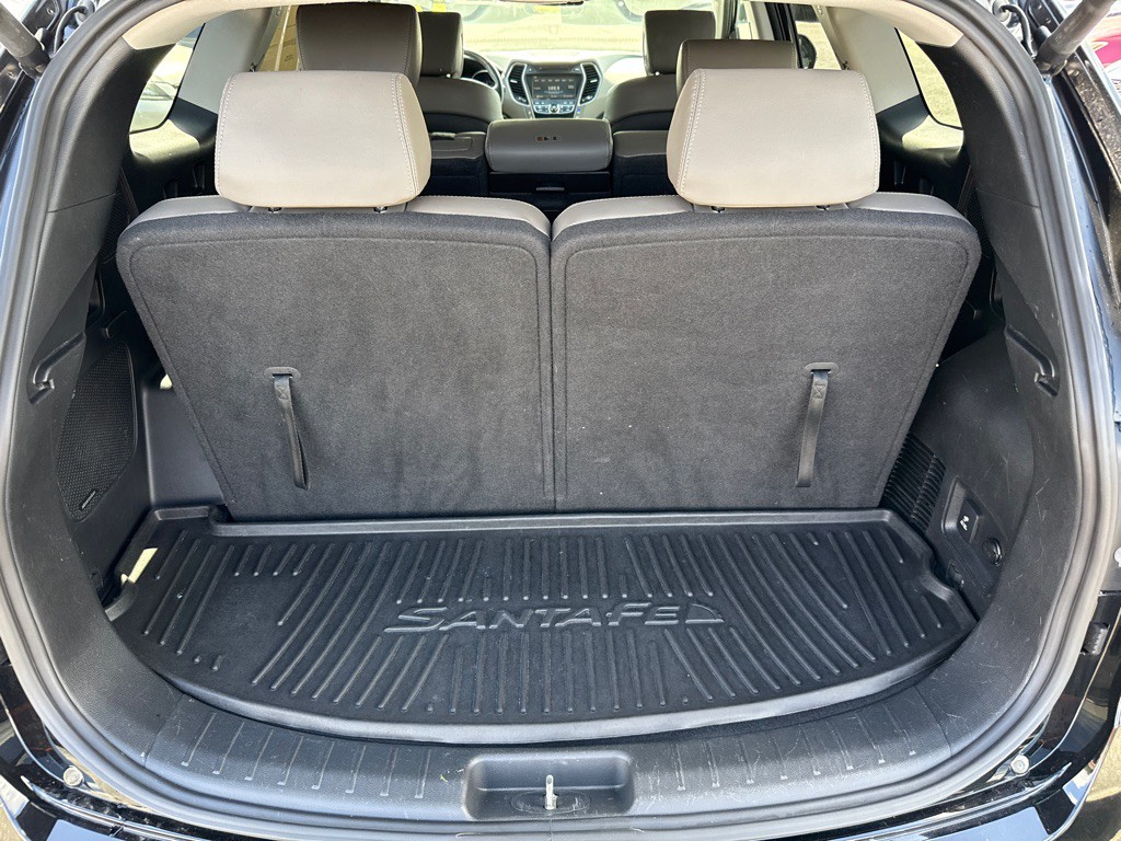 2014 Hyundai Santa Fe Image 10