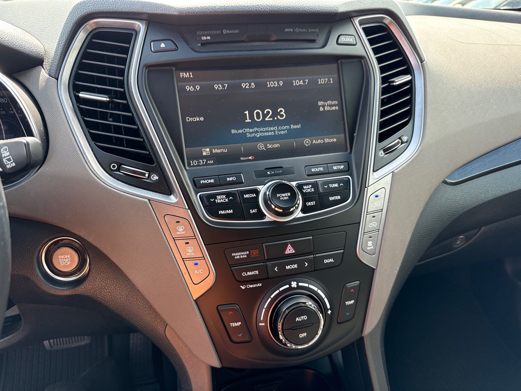 2014 Hyundai Santa Fe Image 11