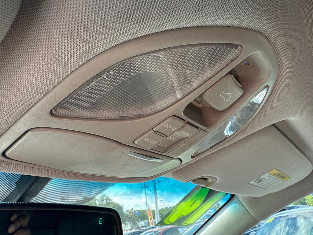 2014 Hyundai Santa Fe Image 13