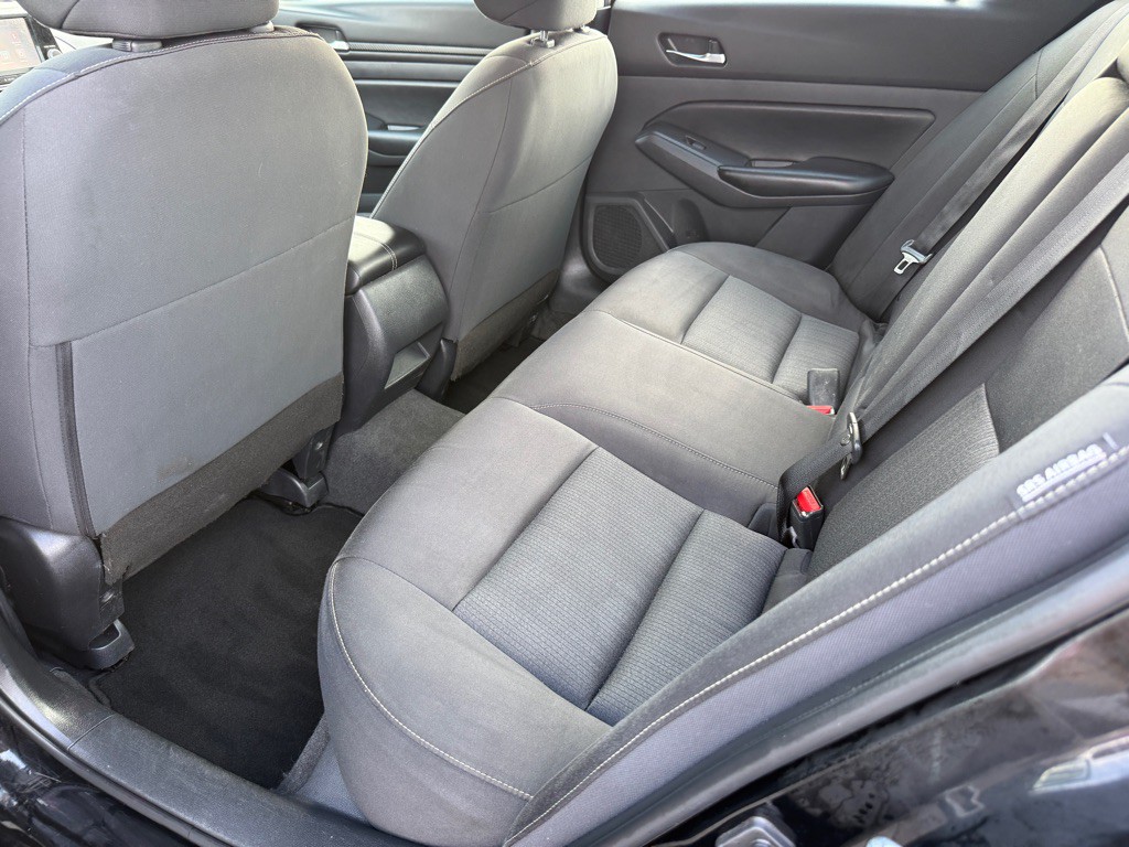 2022 Nissan Altima Image 6