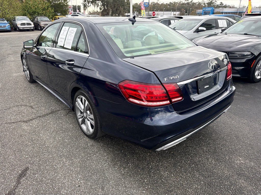 2016 Mercedes-Benz E-Class Image 4