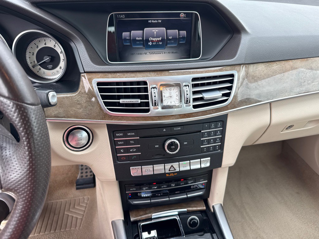 2016 Mercedes-Benz E-Class Image 10