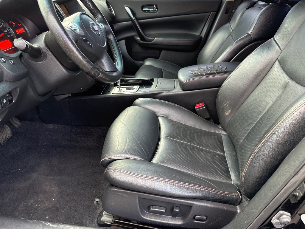 2011 Nissan Maxima Image 6