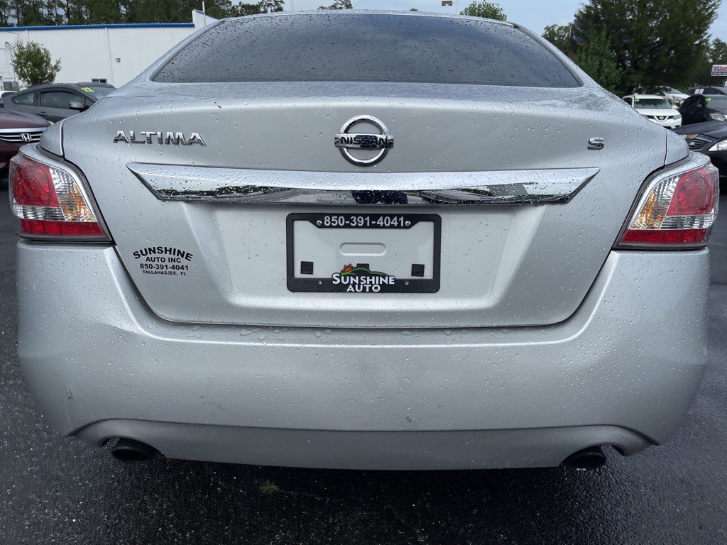 2015 Nissan Altima Image 3