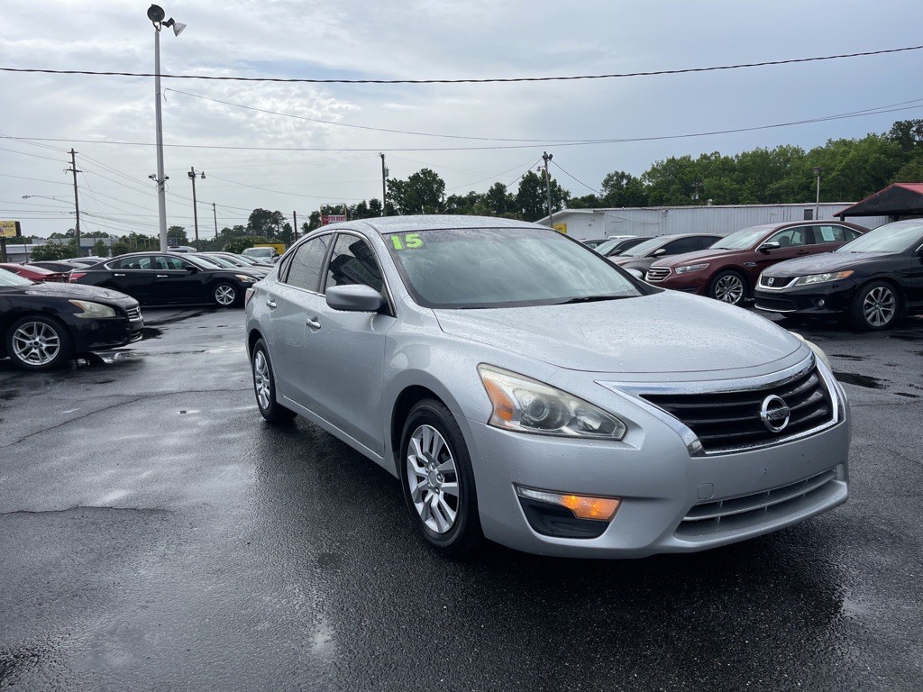 2015 Nissan Altima Image 5