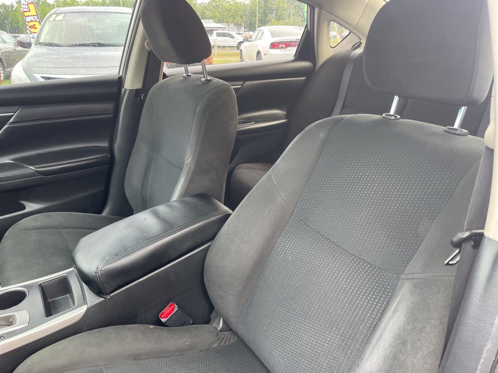 2015 Nissan Altima Image 11
