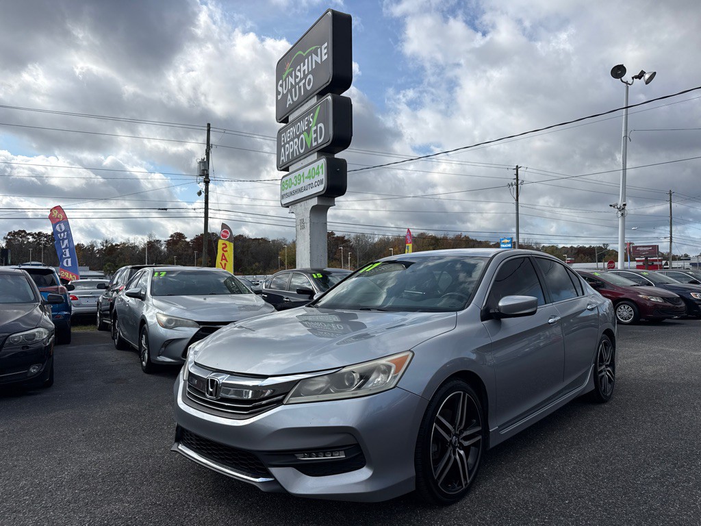 2017 Honda Accord Image 1