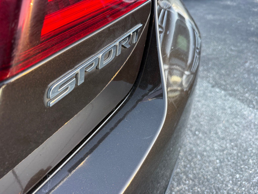 2017 Honda Accord Image 5