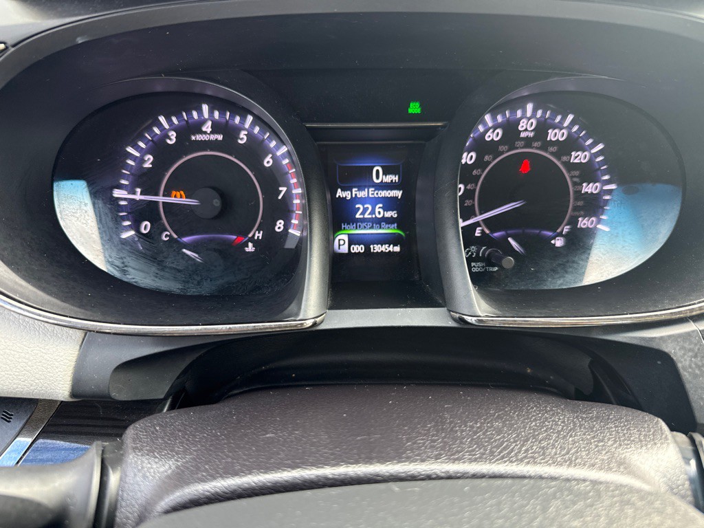 2015 Toyota Avalon Image 11