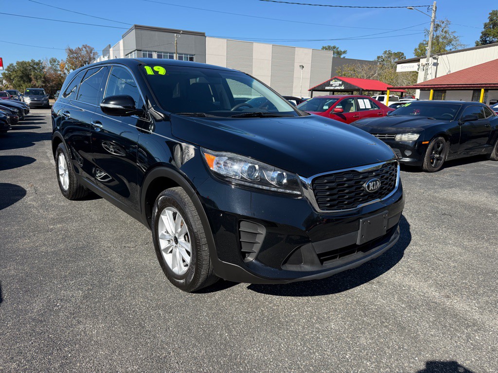 2019 Kia Sorento Image 2