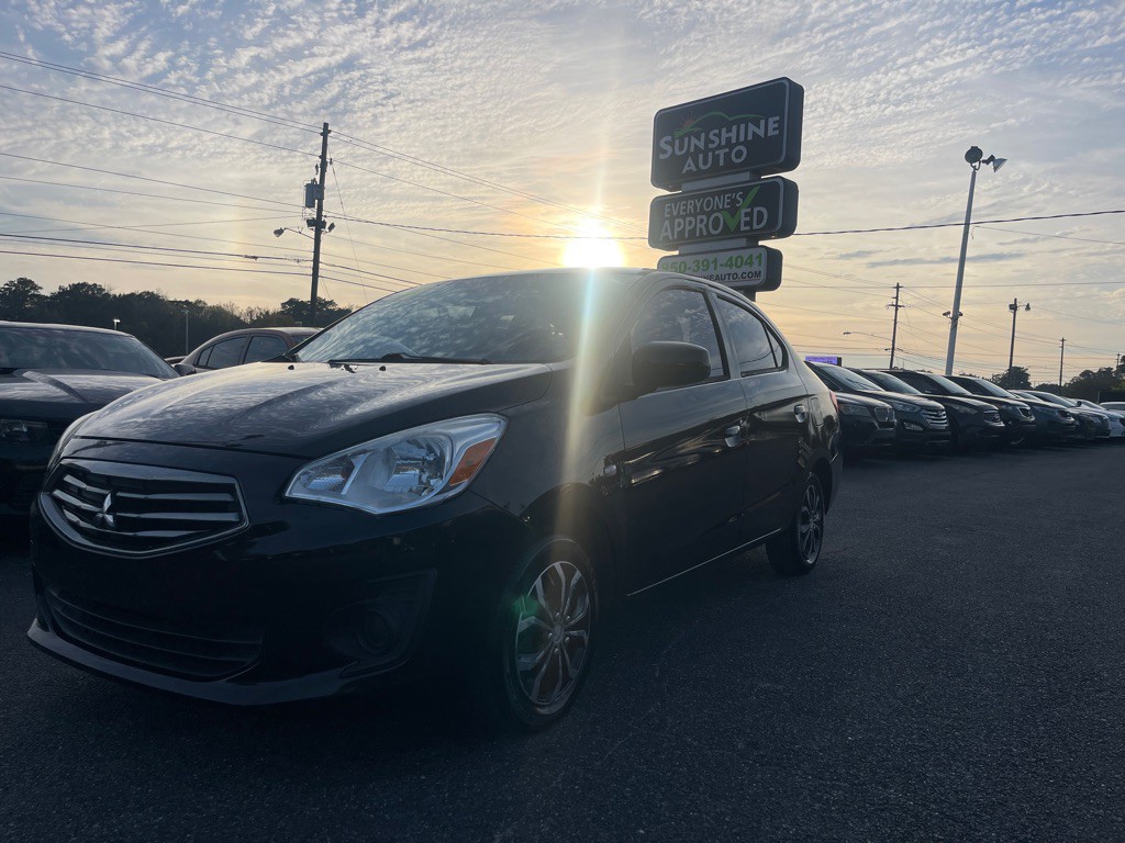 2017 Mitsubishi Mirage Image 1