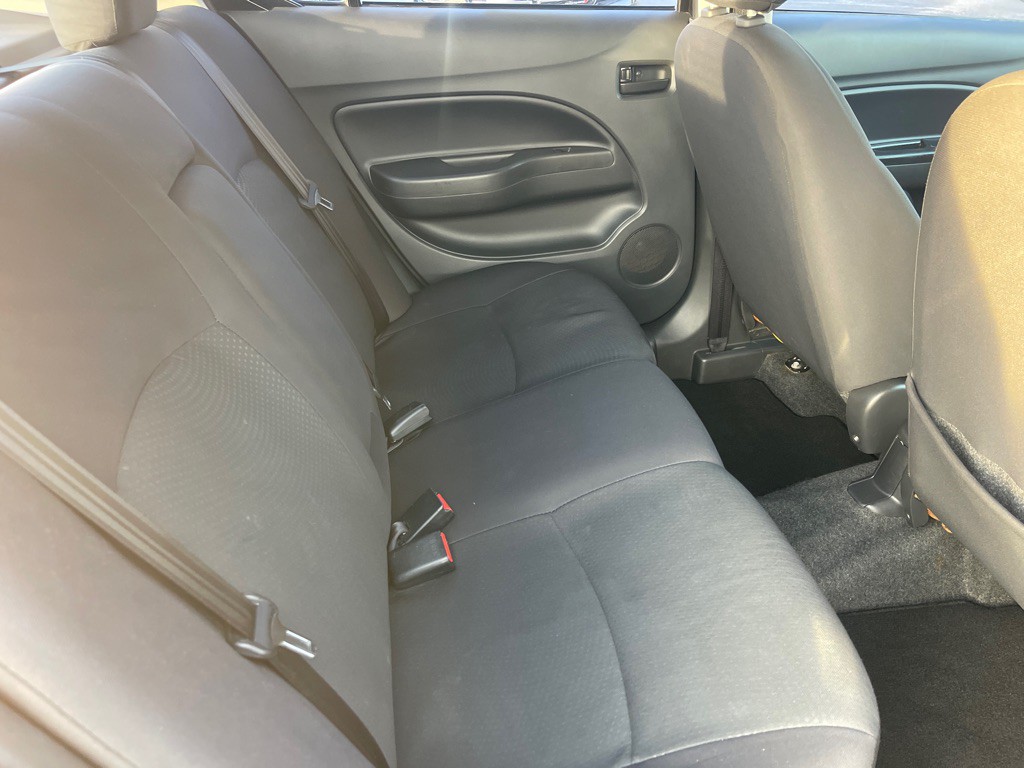 2017 Mitsubishi Mirage Image 9