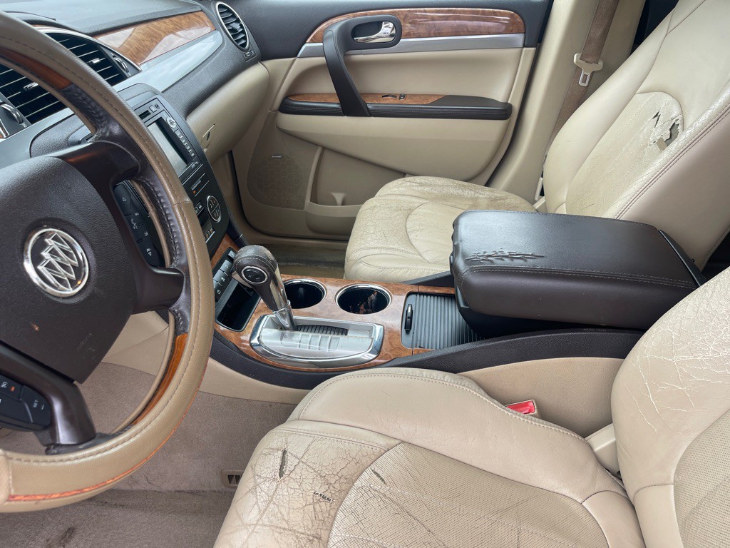 2010 Buick Enclave Image 6